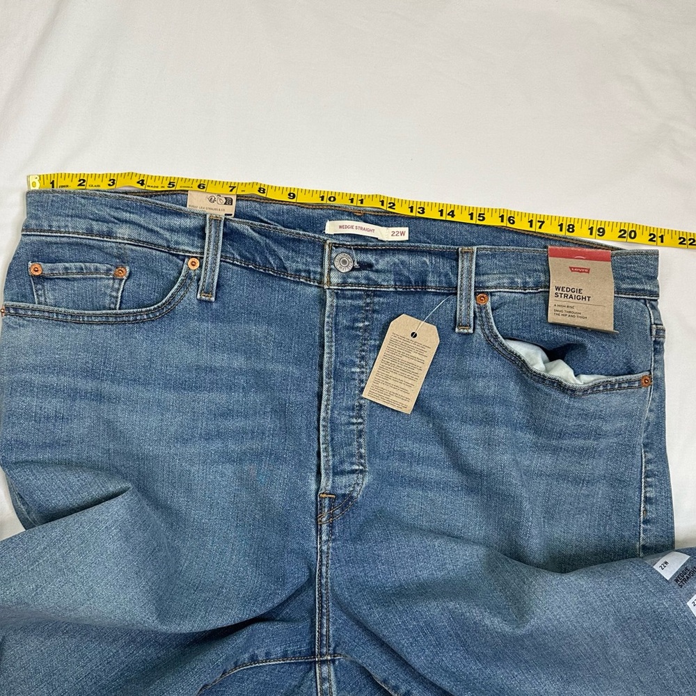 NWT Levi's Women's Wedgie Straight High Rise Ankle Jeans Size 22W - Picture 10 of 11